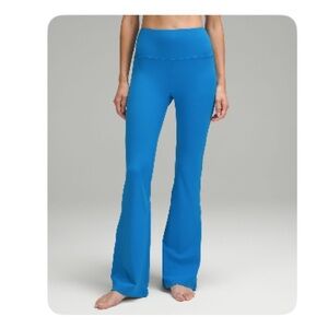 Lululemon Groove Super-High-Rise Flared Pant